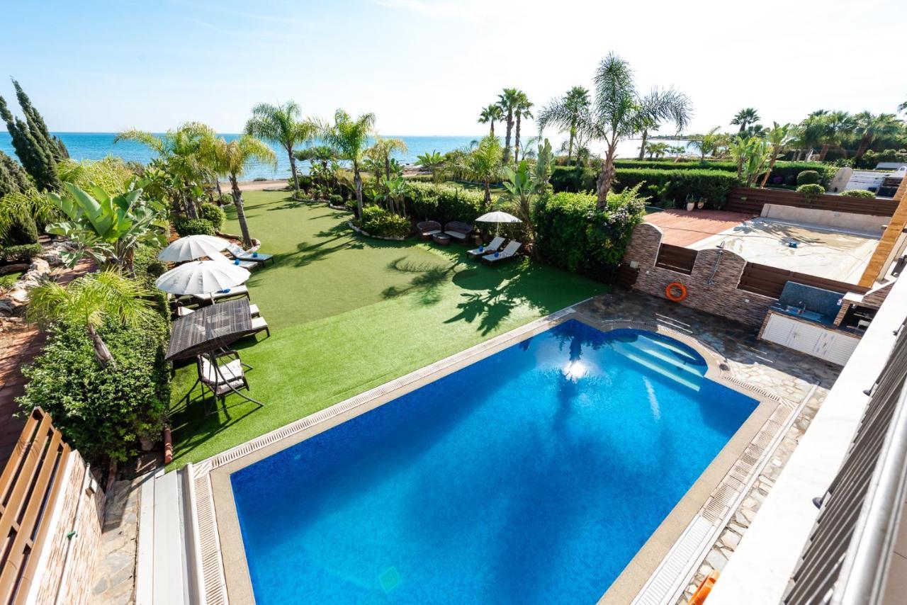 Sea Front Oceanus H2 By Ezoria Villas Ayía Nápa Extérieur photo