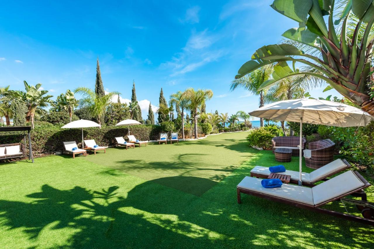Sea Front Oceanus H2 By Ezoria Villas Ayía Nápa Extérieur photo