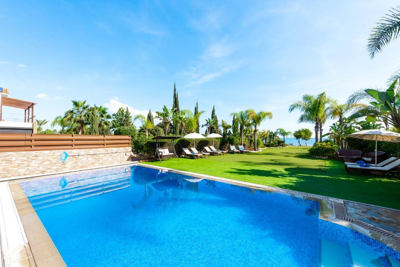 Sea Front Oceanus H2 By Ezoria Villas Ayía Nápa Extérieur photo